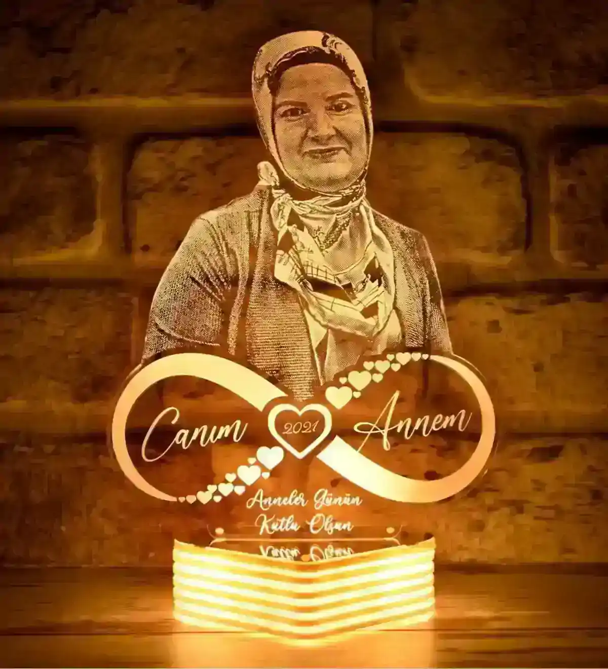 Anneler Günü Hediyeleri: Annenizi Mutlu Edecek Mükemmel Hediye Rehberi