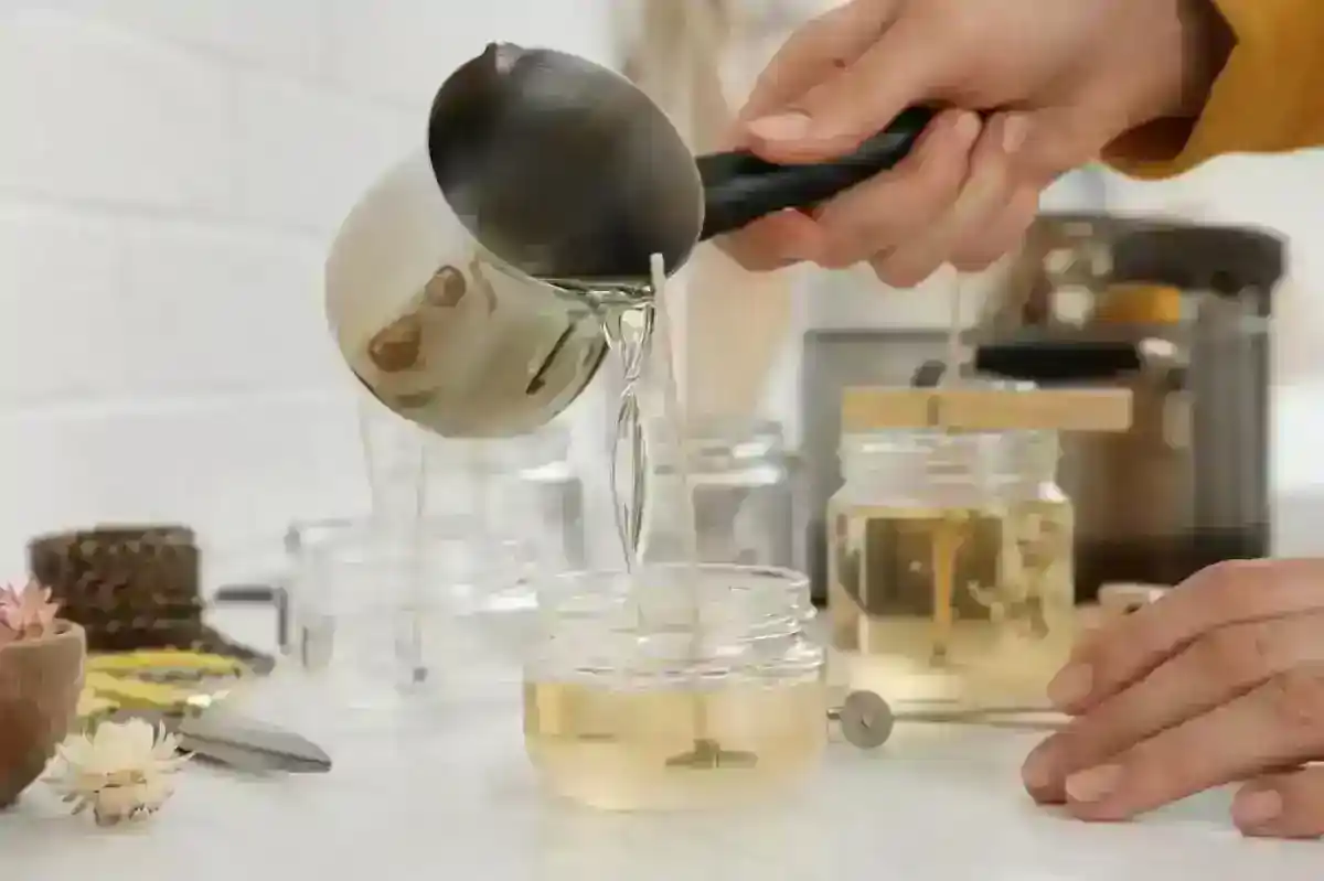 Evde Mum Yapımı: Basit Adımlar ve Yaratıcı Fikirler