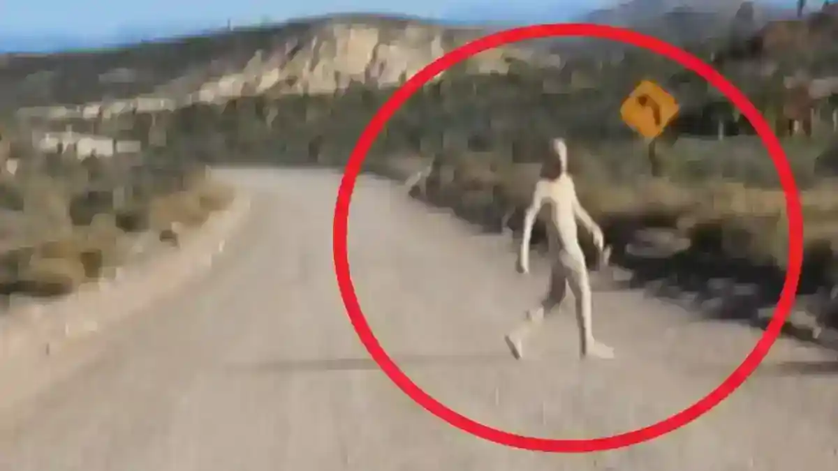 Uzaylılar Var mı? Evrenin Gizemine Yolculuk - Şaşırtıcı Gerçekler ve Teoriler!