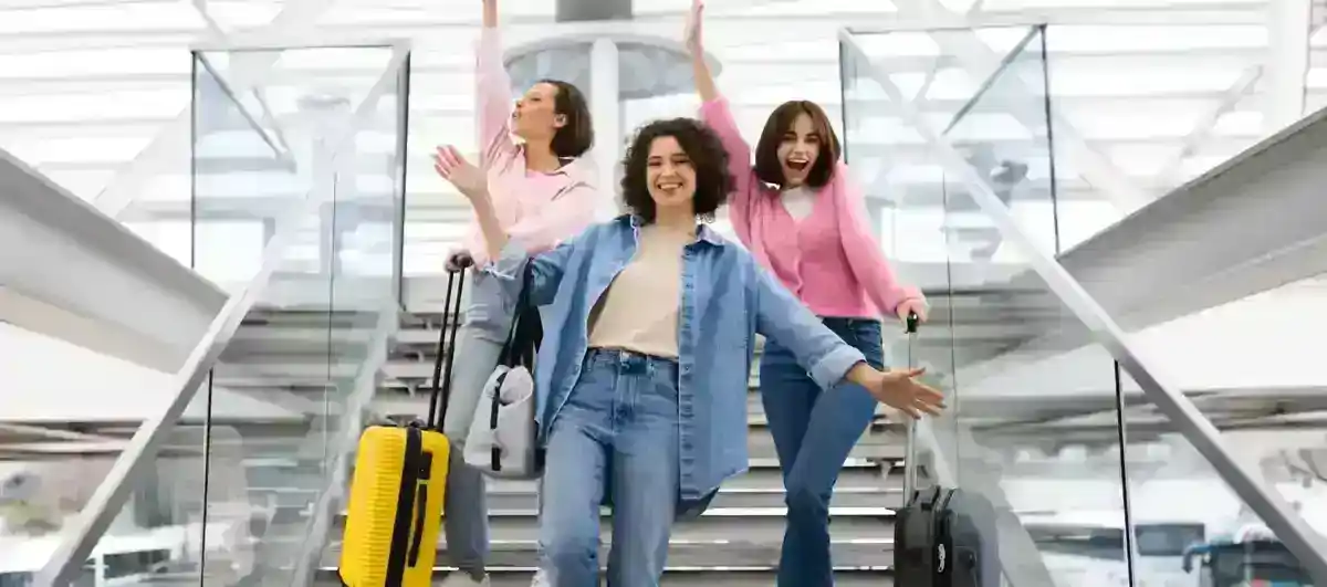 Yalnız Seyahat Eden Kadınlar İçin Güvenlik İpuçları - Güvenli Bir Macera İçin Tam Rehber